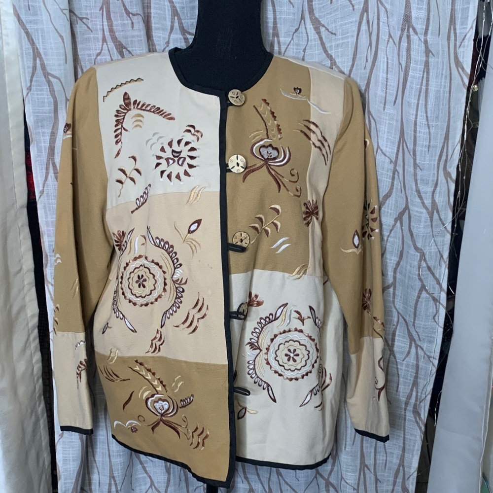 Vintage Indigo Moon Patchwork Embroidered Long-Sleeve Jacket - Beige & Tan